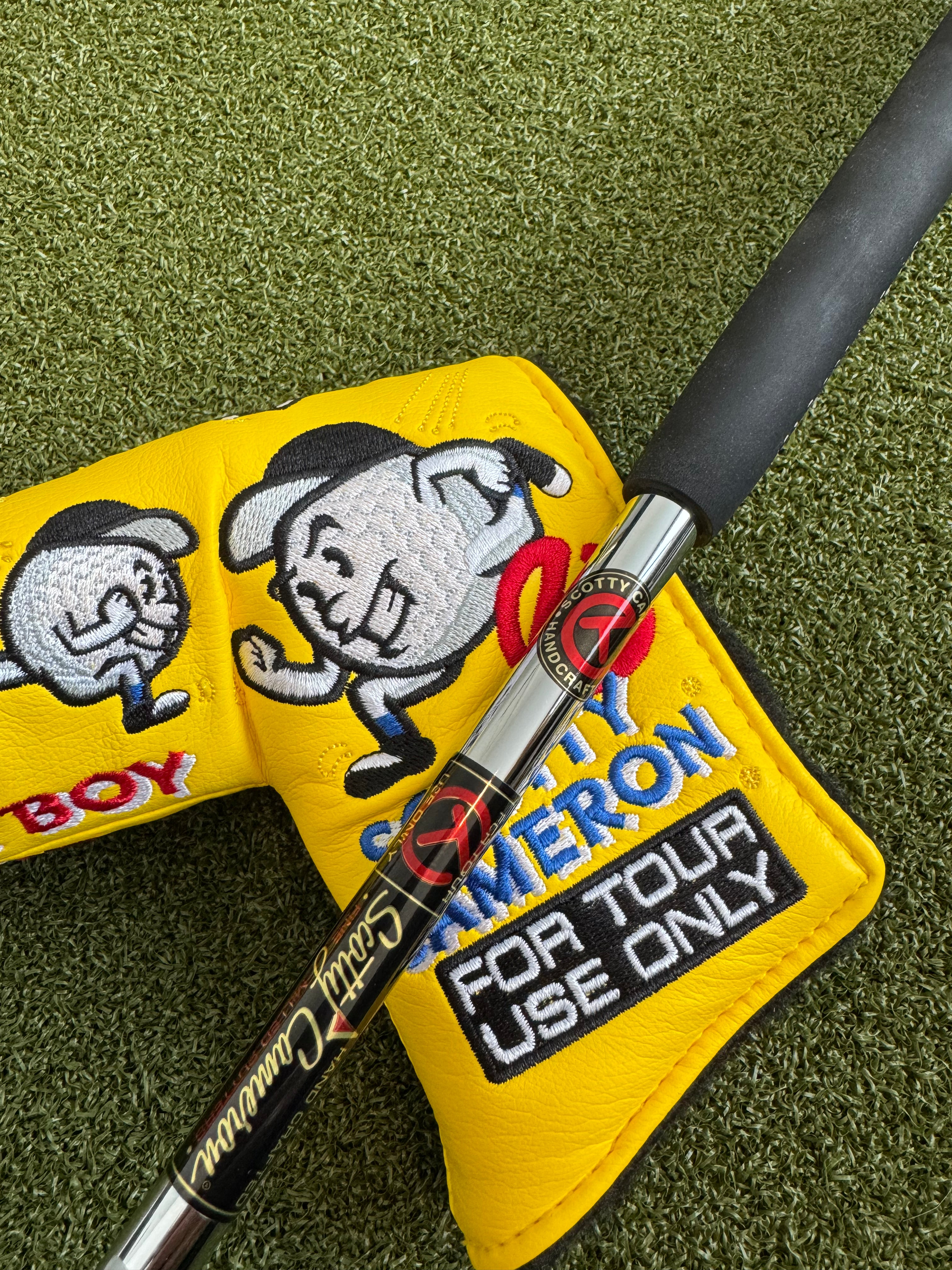 Brand New Black Tour Newport W/ GSS Insert & Green Bombs