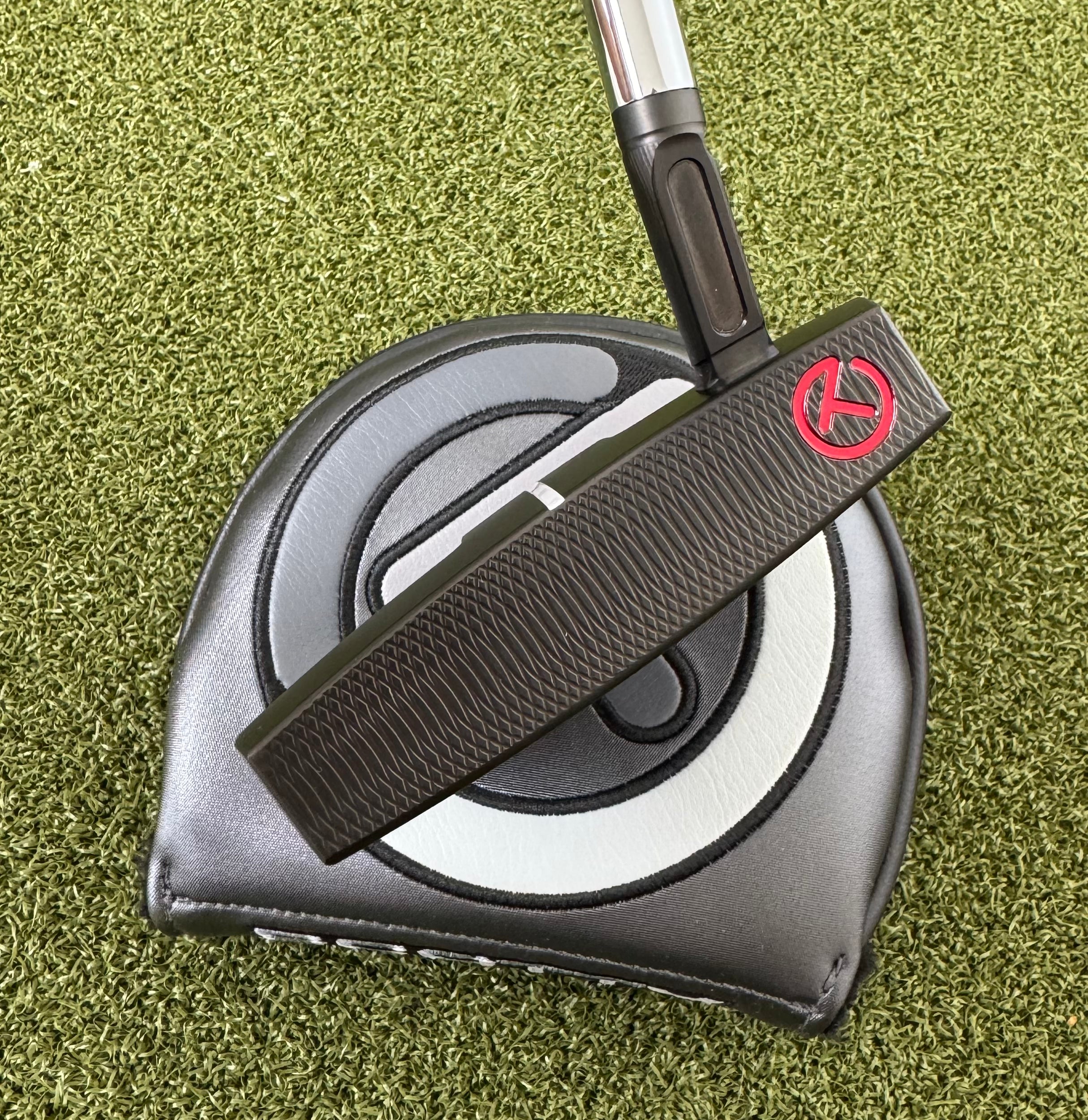 Brand New Black Phantom T11.5 with Flojet Neck