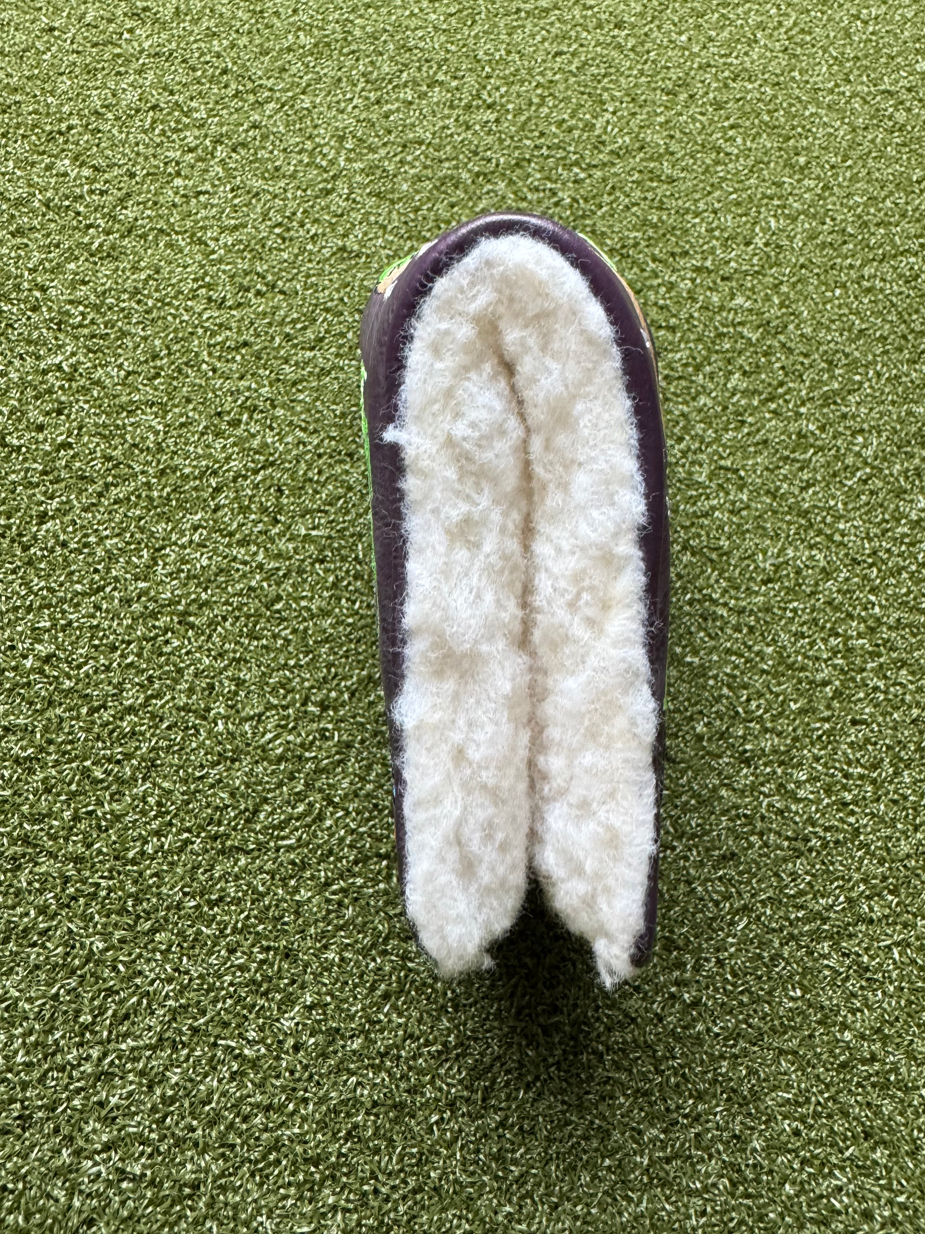 Scotty Cameron 2011 Hula Headcover Blade Purple