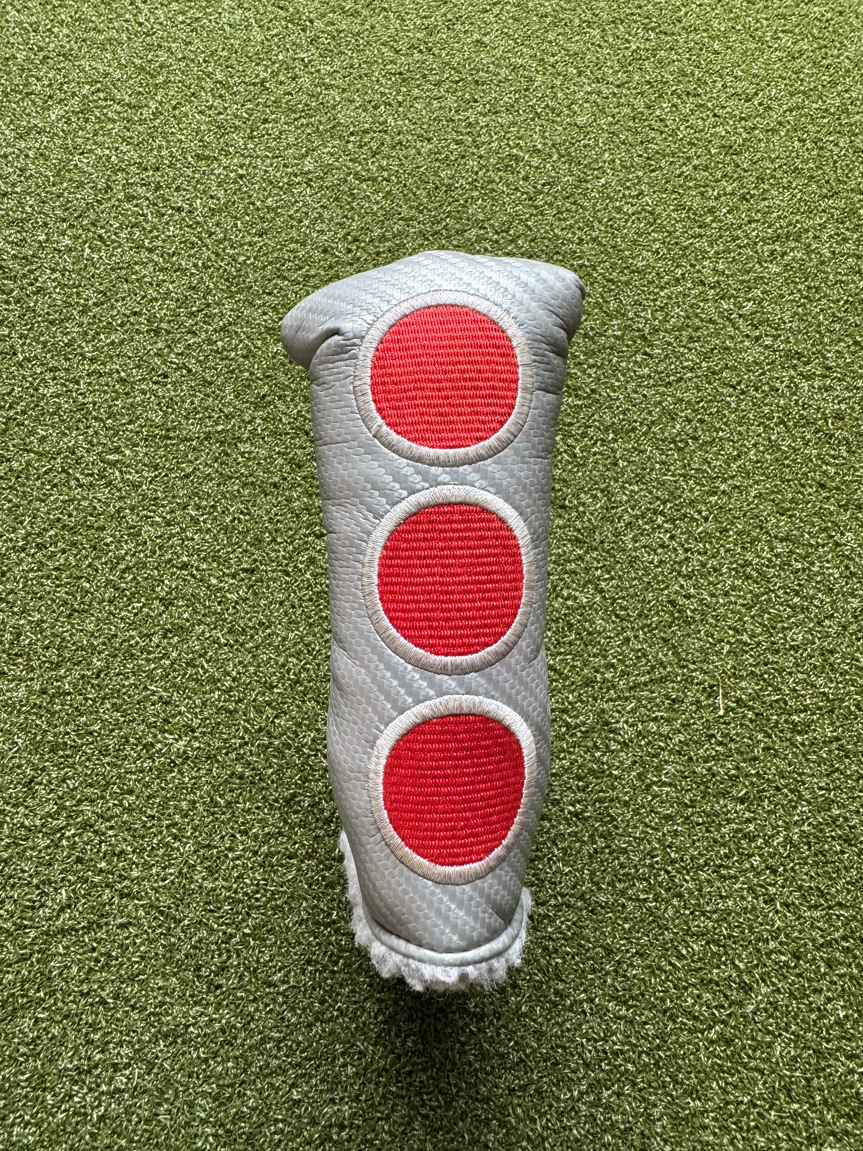 Scotty Cameron Studio Style Red Bomb Blade Headcover