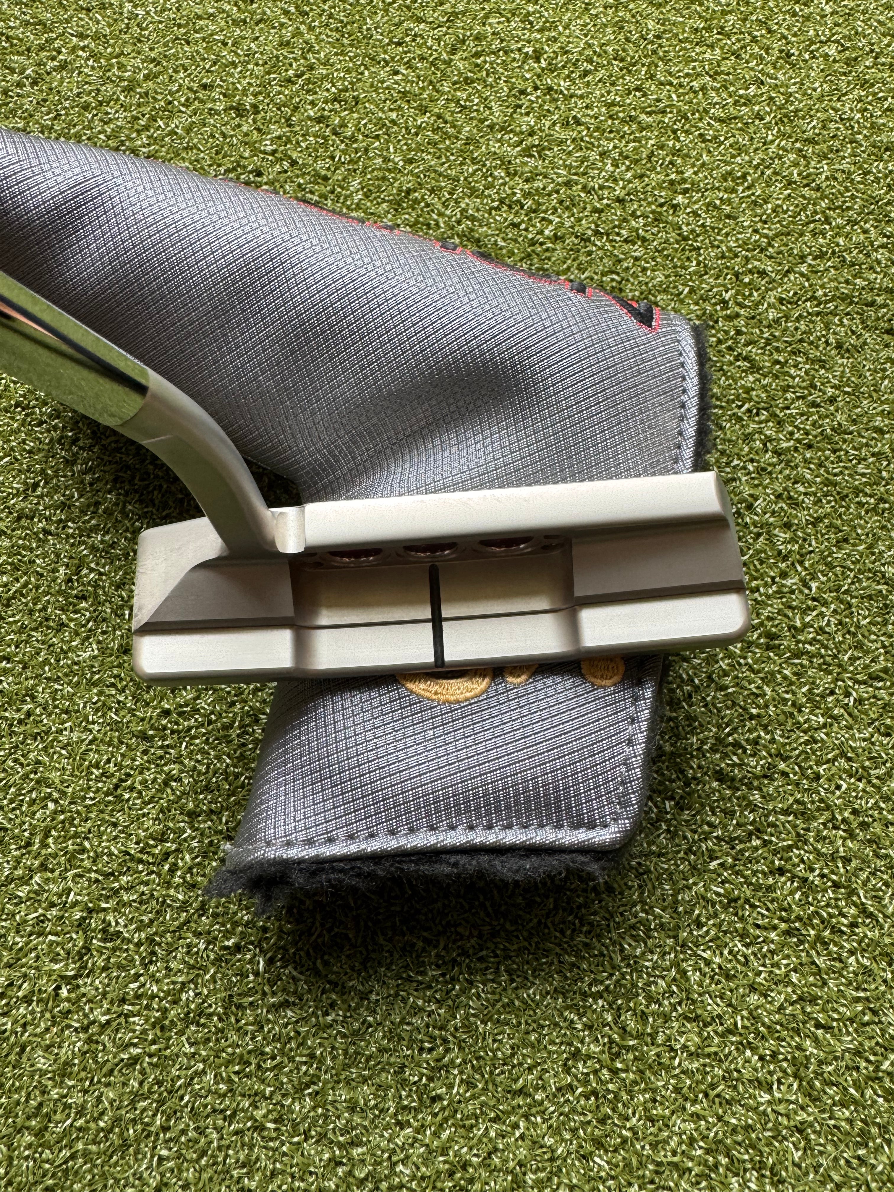 Scotty Cameron Select Newport 2.5