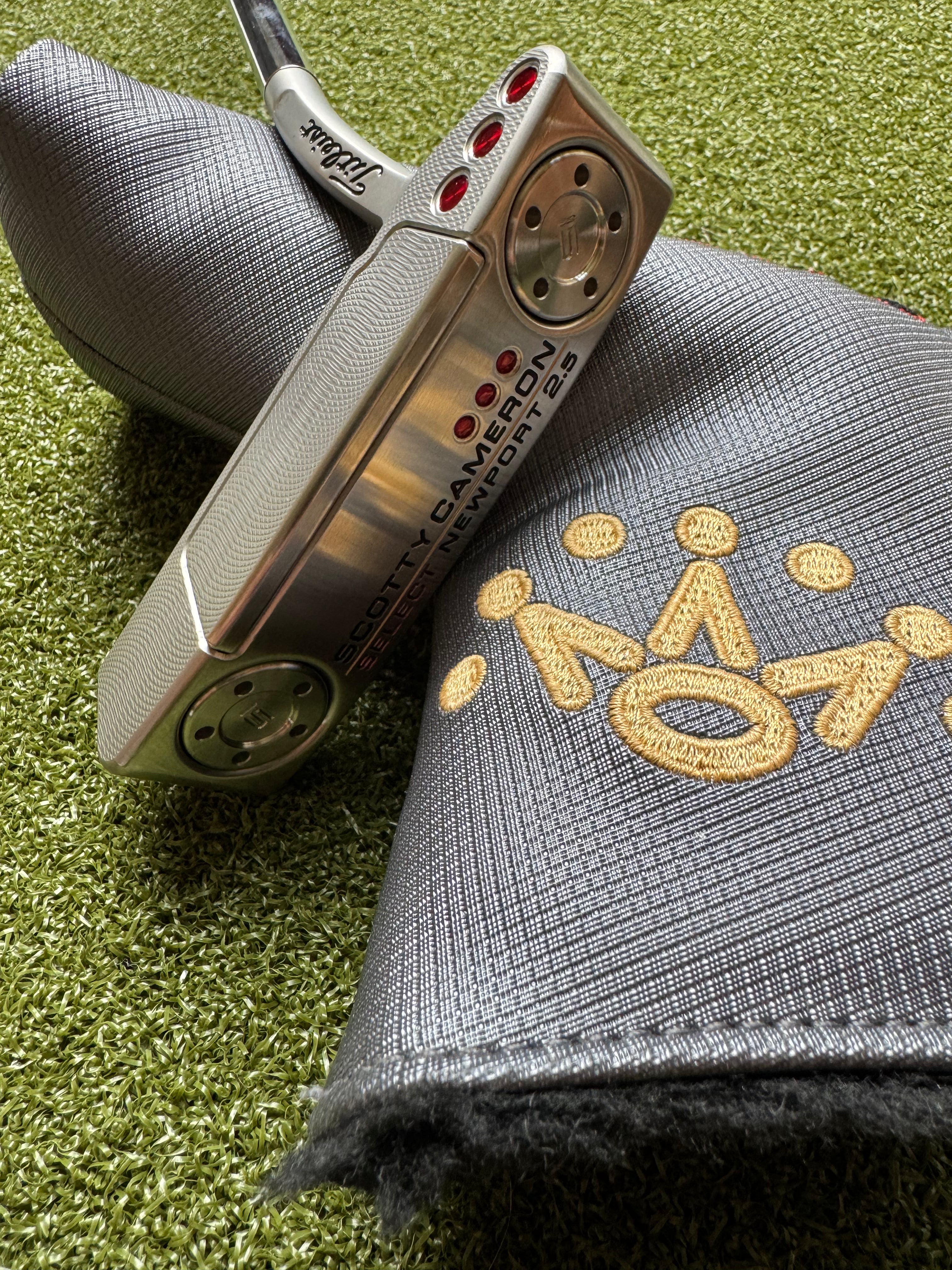 Scotty Cameron Select Newport 2.5