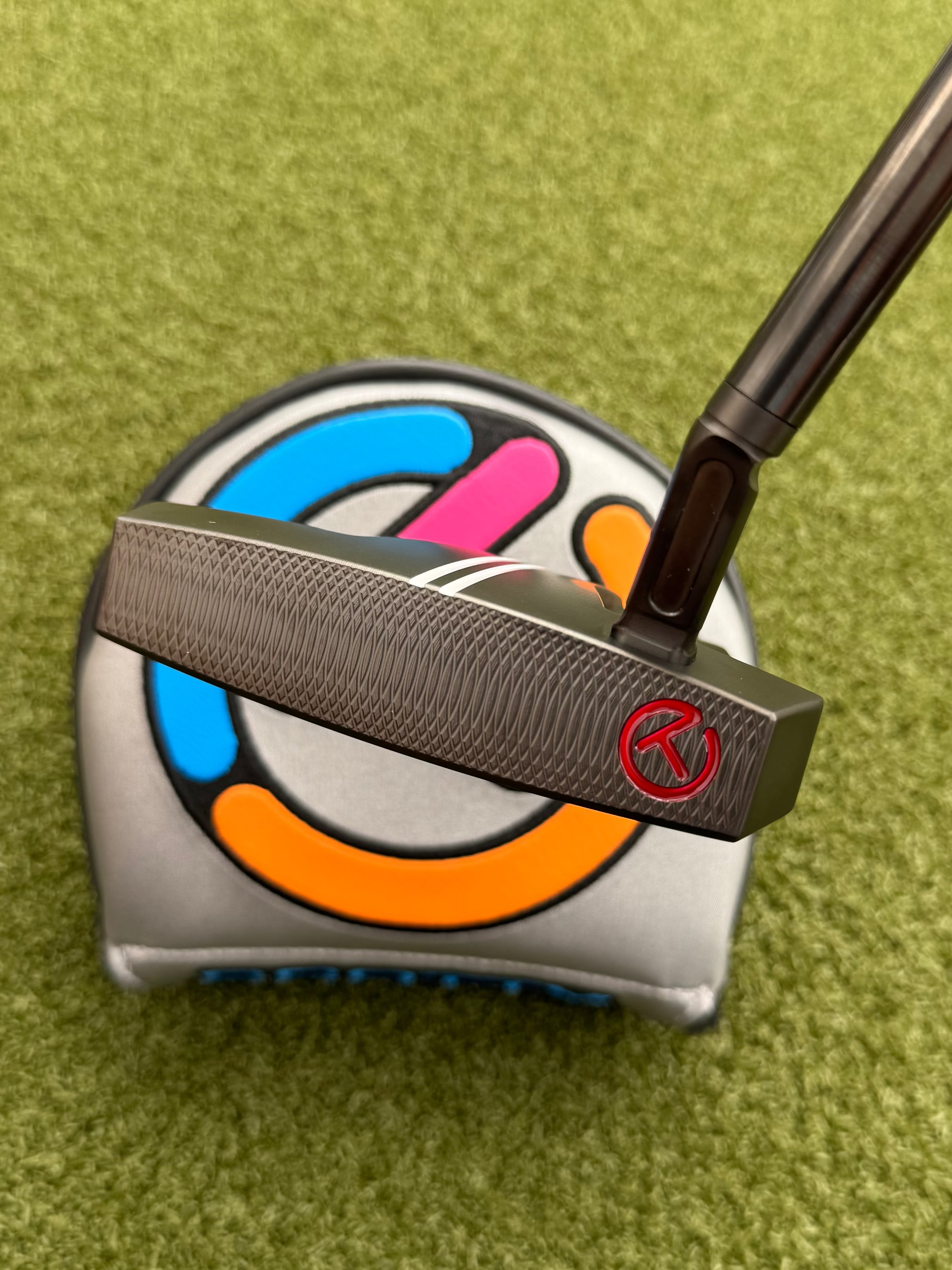 Brand New Black T9.5 W/ Rare CT Smoke Shaft