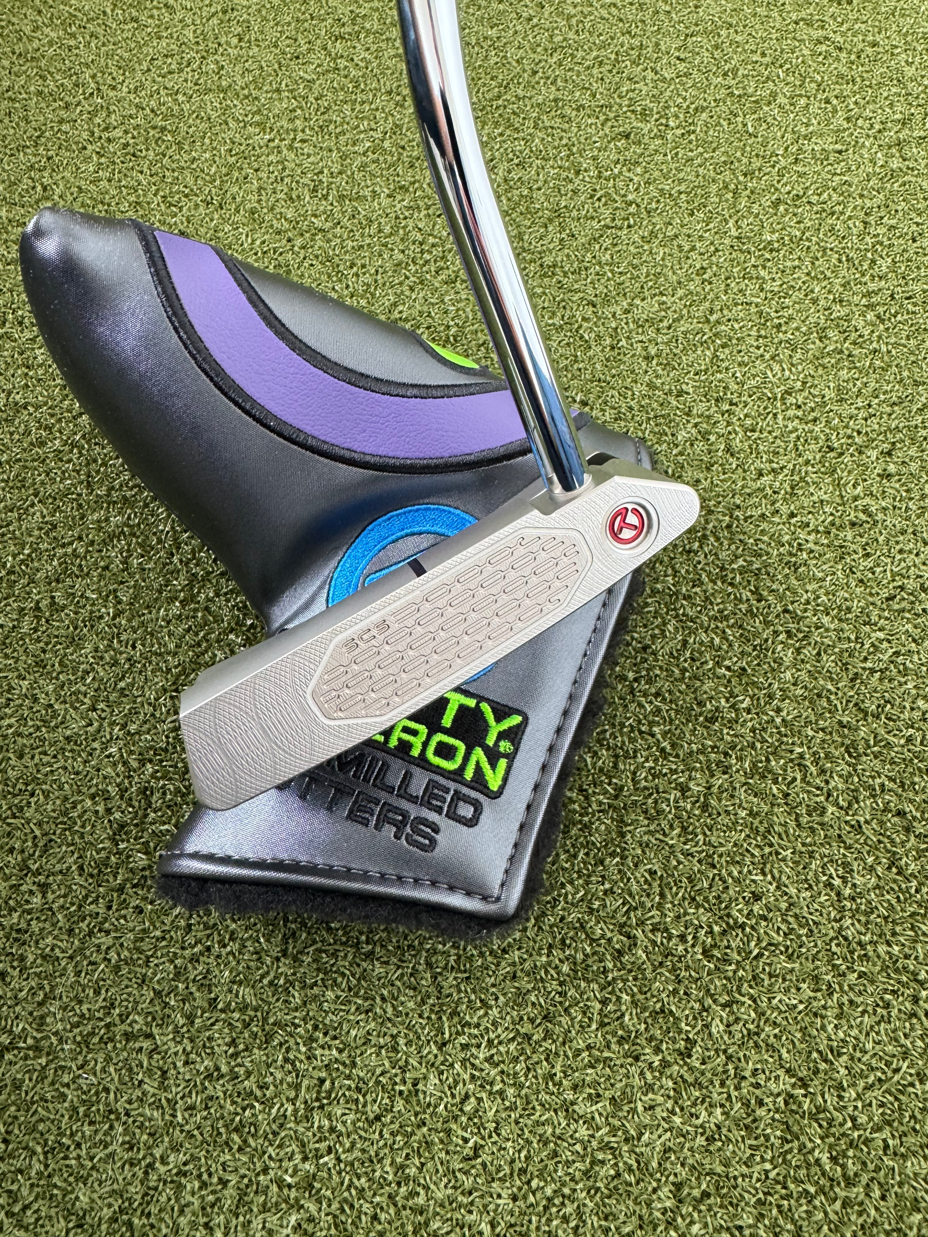Brand New Studio Style Squareback W/ Single Bend