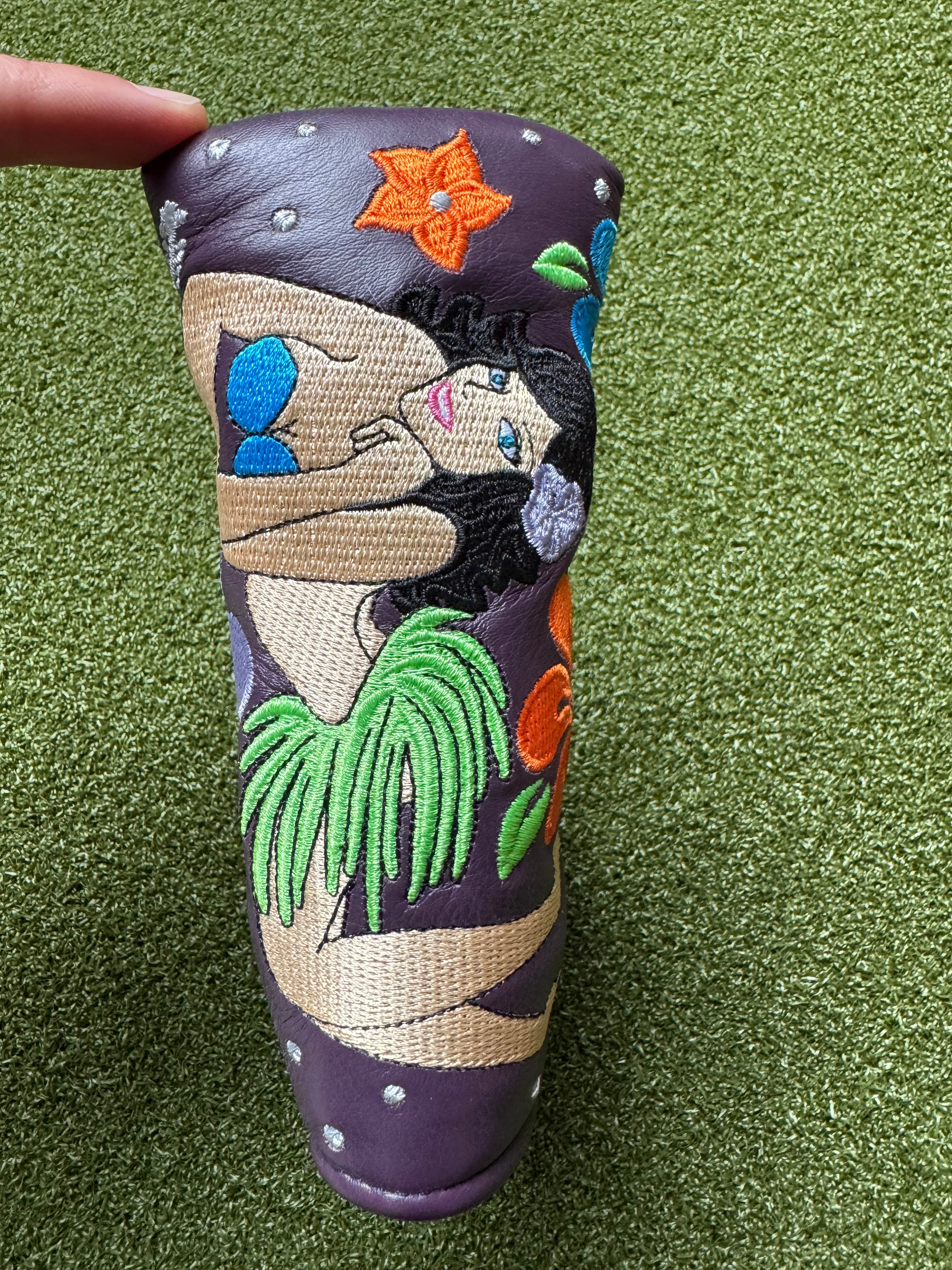 Scotty Cameron 2011 Hula Headcover Blade Purple