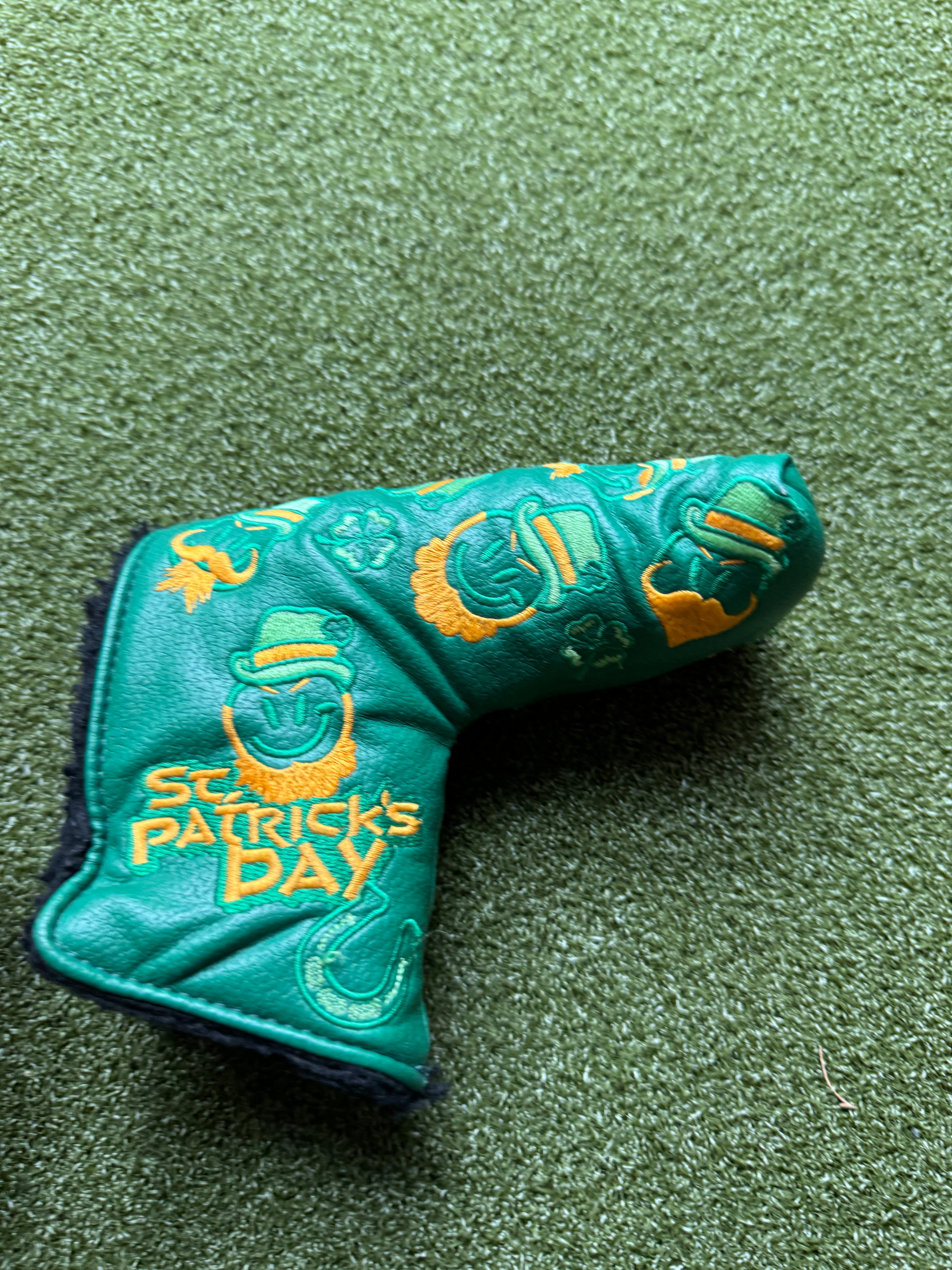 Scotty Cameron 2021 Saint Patricks Day Blade Headcover