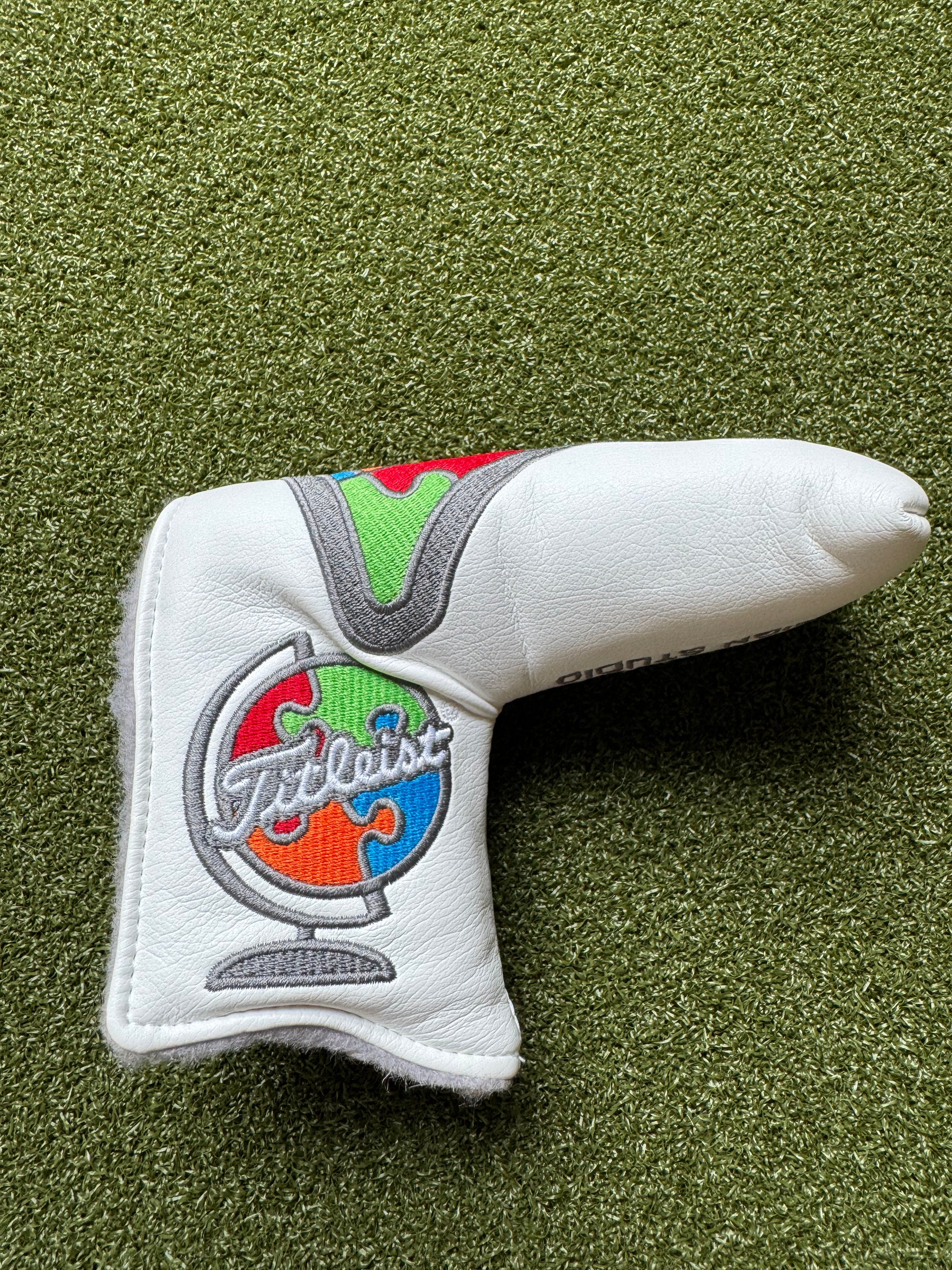 Scotty Cameron 2014 Puzzle Dog Club Cameron Blade Headcover