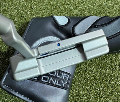 Timeless 2 Beached GSS W/ Large Blue Bombs & Rare GSS Sole Stamping