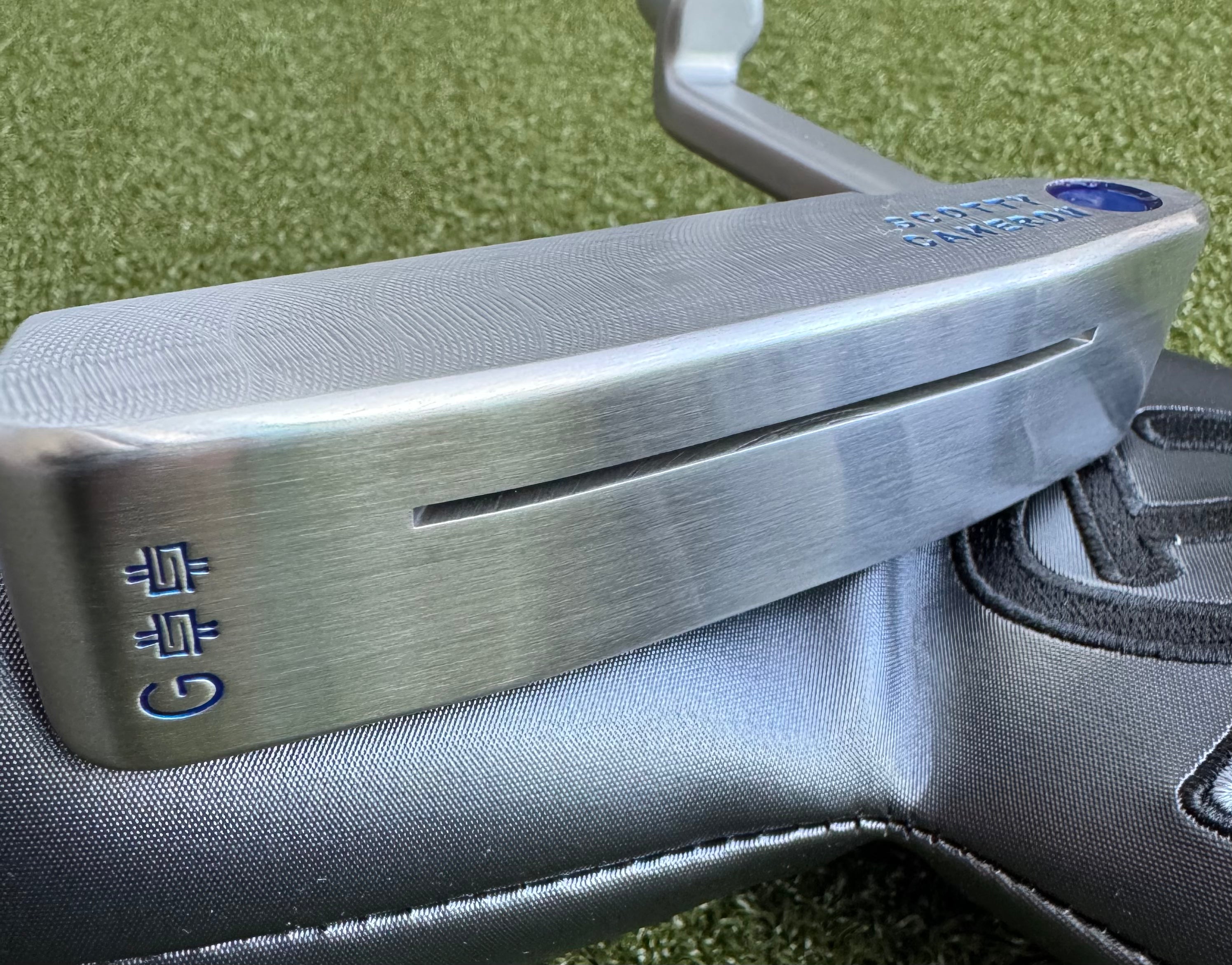 Timeless 2 Beached GSS W/ Large Blue Bombs & Rare GSS Sole Stamping