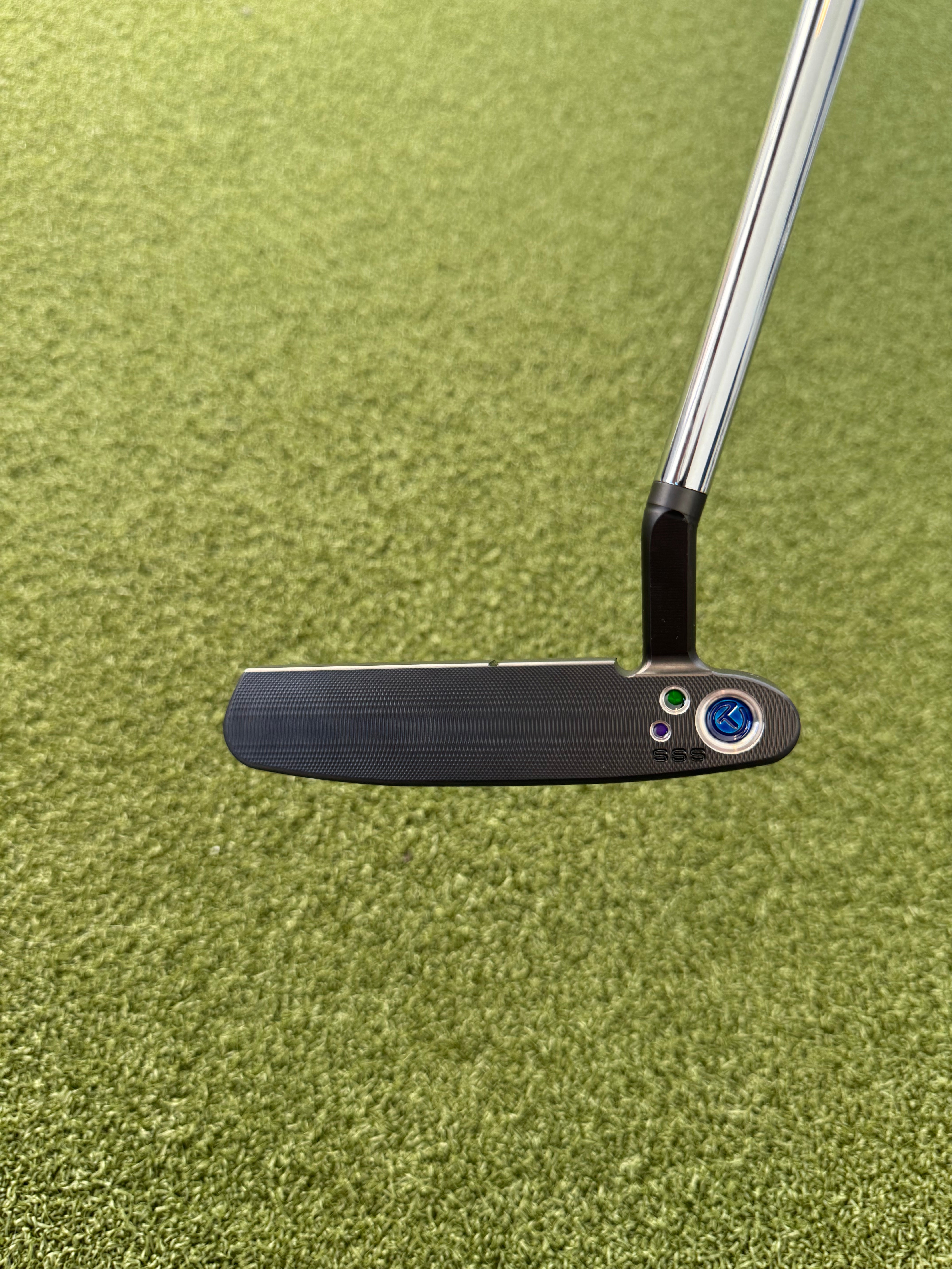 Brand New Black Masterful 1.5 With Mutlicolor fills