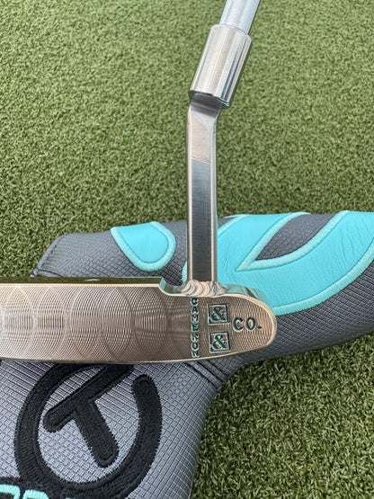 Vertical Stamping Cami & Co Sea Bubble GSS W/ a Welded Two Tone Plumbers Neck