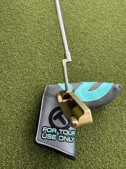Vertical Stamping Cami & Co Sea Bubble GSS W/ a Welded Two Tone Plumbers Neck