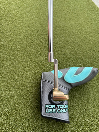 Vertical Stamping Cami & Co Sea Bubble GSS W/ a Welded Two Tone Plumbers Neck